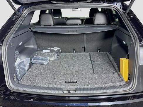 New 2026 Volkswagen Atlas Cross Sport SEL R-Line image 28