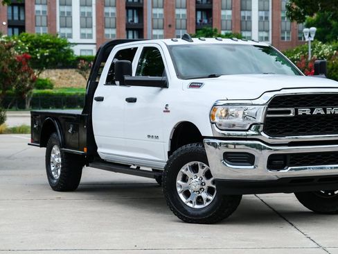 Used 2020 RAM 2500 Tradesman AWD/4WD image 2