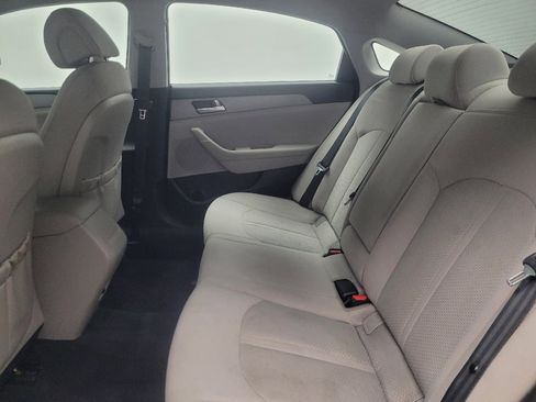 Used 2016 Hyundai Sonata SE w/ Cargo Package FWD image 18