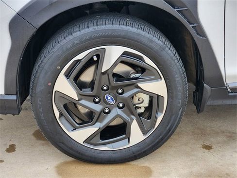 Certified 2024 Subaru Crosstrek 2.5i Limited w/ Popular Package #4A image 12