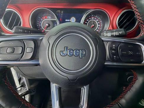 Used 2021 Jeep Wrangler Unlimited Rubicon AWD/4WD image 13