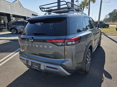 Used 2022 Nissan Pathfinder Platinum w/ Cargo Package image 3