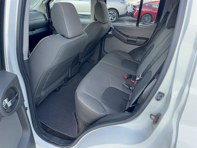 Used 2015 Nissan Xterra S w/ Value Package RWD image 18
