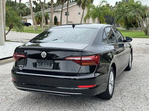 Used 2019 Volkswagen Jetta R-Line image 6