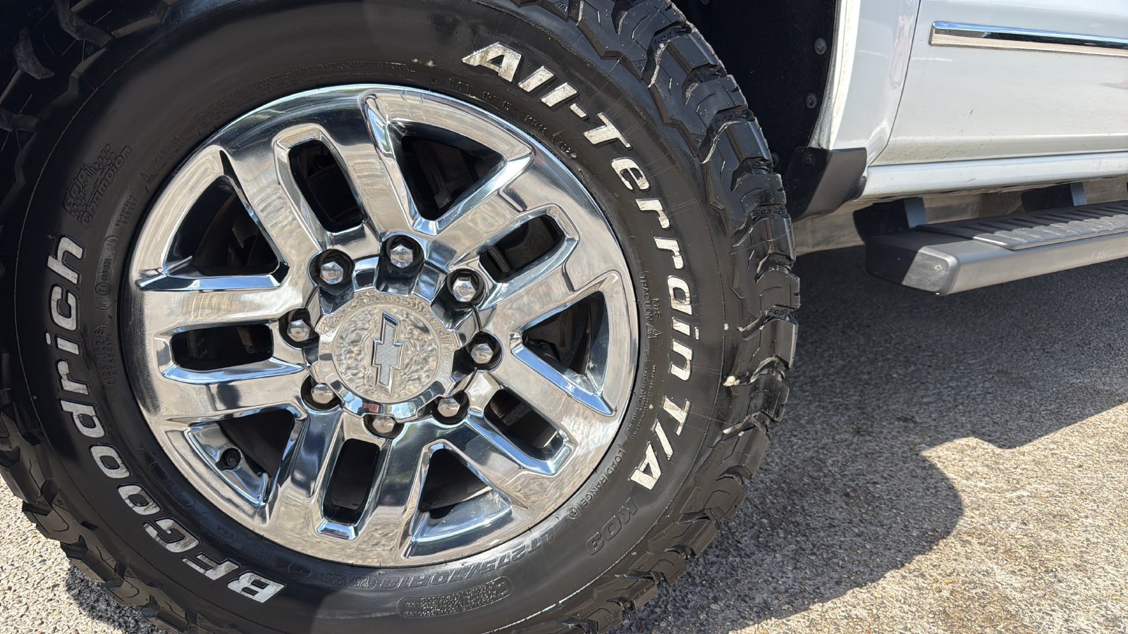 Used 2019 Chevrolet Silverado 2500 LTZ w/ Duramax Plus Package AWD/4WD image 27