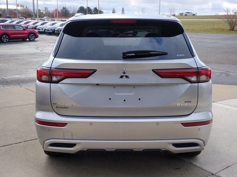 New 2025 Mitsubishi Outlander SEL image 17