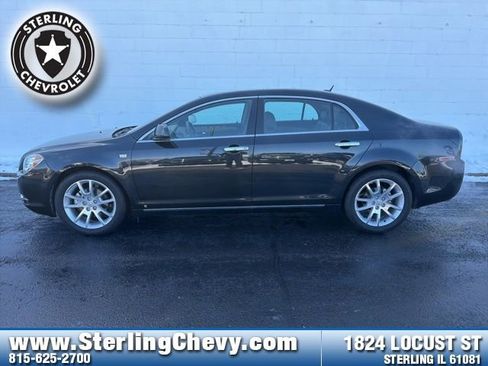 Used 2008 Chevrolet Malibu LTZ w/ Rear Power Package image 2