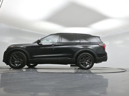 New 2026 Ford Explorer ST AWD/4WD image 7
