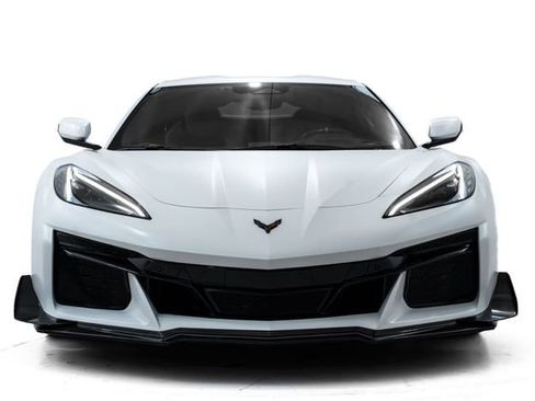 Used 2025 Chevrolet Corvette Z06 w/ Battery Protection Package image 7