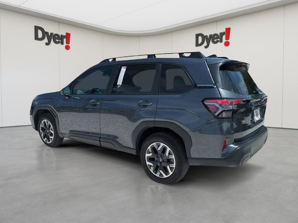 Used 2026 Subaru Forester Premium AWD/4WD image 5