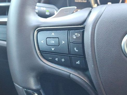 Used 2019 Lexus ES 350 image 29