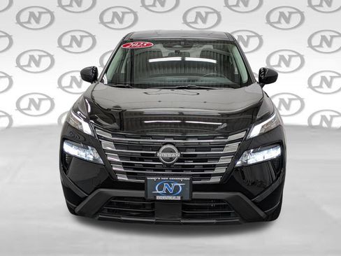Used 2025 Nissan Rogue SV AWD/4WD image 25