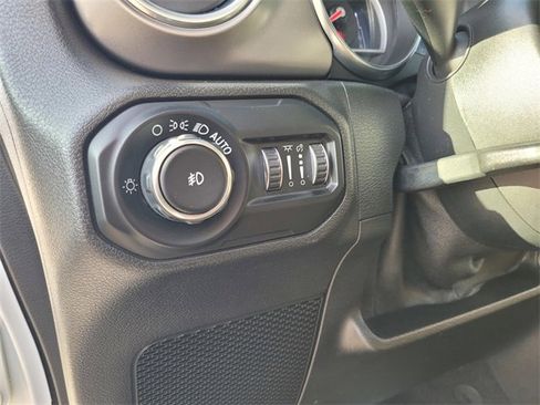 Used 2019 Jeep Wrangler Unlimited Rubicon image 19