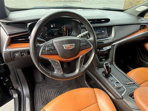 Used 2021 Cadillac XT5 Premium Luxury AWD/4WD image 12