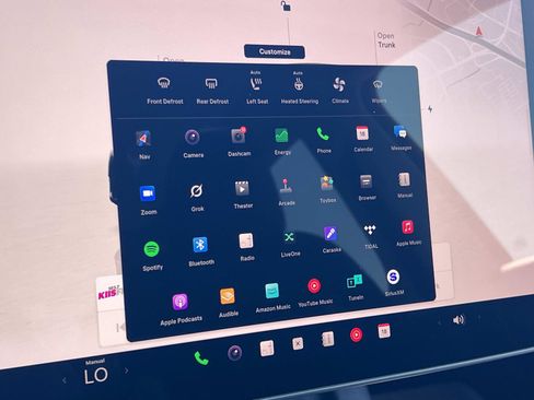 Used 2024 Tesla Model Y Long Range image 13