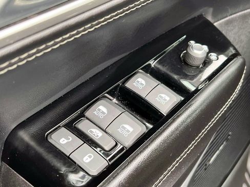 Used 2022 Jeep Wagoneer Series I w/ Convenience Group I AWD/4WD image 20