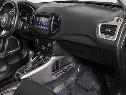 Used 2018 Jeep Compass Latitude w/ Popular Equipment Group image 45