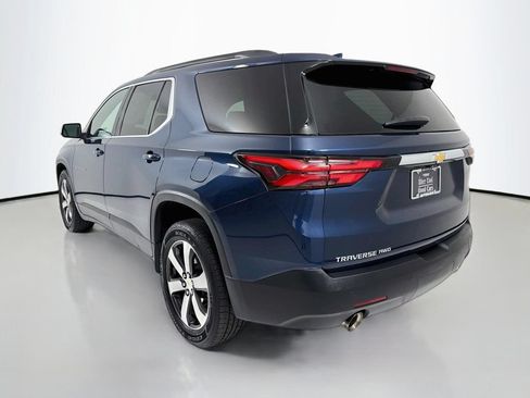 Used 2022 Chevrolet Traverse LT w/ LT Premium Package AWD/4WD image 5