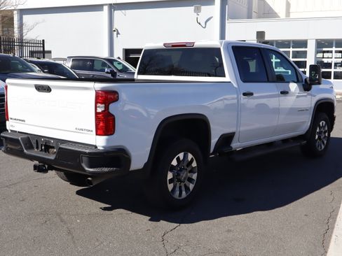 Certified 2024 Chevrolet Silverado 2500 Custom w/ Custom Value Package image 10