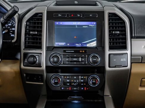 Used 2021 Ford F350 Lariat w/ Lariat Value Package image 25