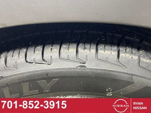 Certified 2023 Nissan Kicks SV image 13