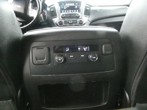 Used 2017 Chevrolet Tahoe LT image 28