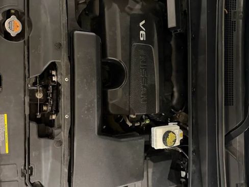 Used 2018 Nissan Pathfinder S AWD/4WD image 20