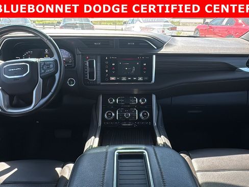 Used 2022 GMC Yukon Denali AWD/4WD image 18
