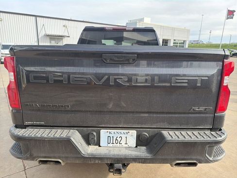 Used 2022 Chevrolet Silverado 1500 RST image 4