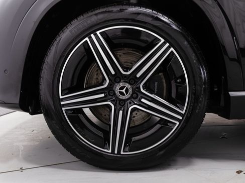 Used 2024 Mercedes-Benz GLE 450e 4MATIC image 39