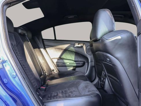 Used 2022 Dodge Charger Scat Pack w/ Daytona Edition Group image 32