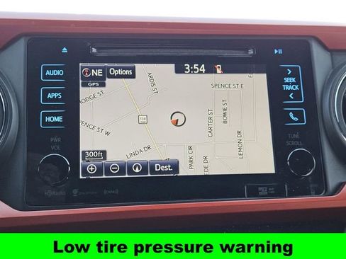 Used 2019 Toyota Tacoma TRD Off-Road image 15