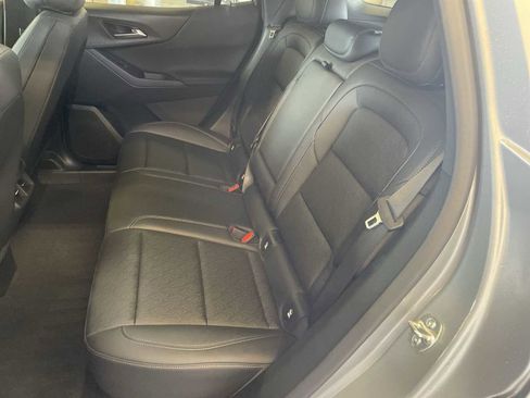 Used 2025 Chevrolet Equinox LT w/ Convenience Package II AWD/4WD image 24