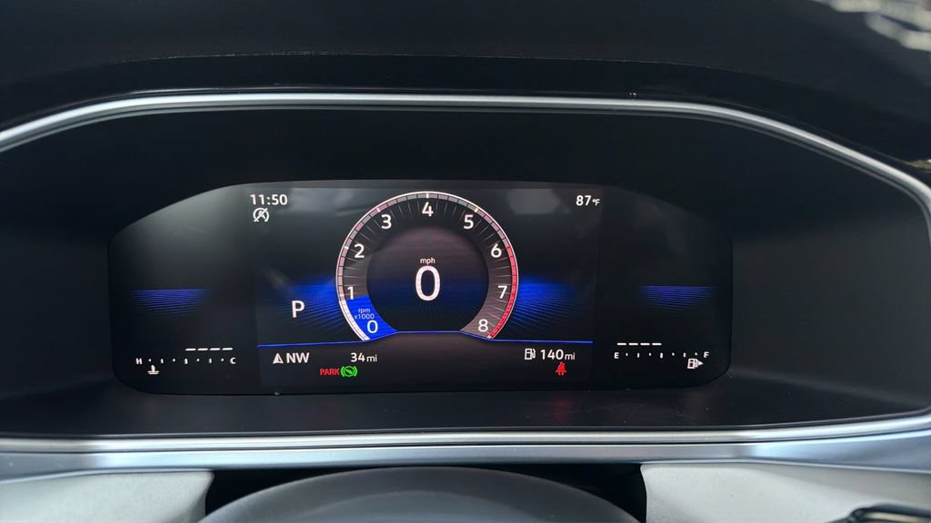 New 2026 Volkswagen Taos SE FWD image 31