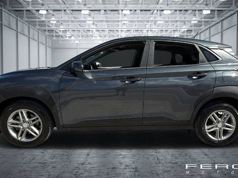 Used 2018 Hyundai Kona SE FWD image 2