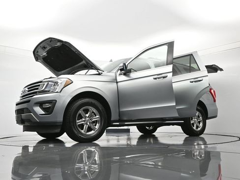 Used 2021 Ford Expedition XLT image 51