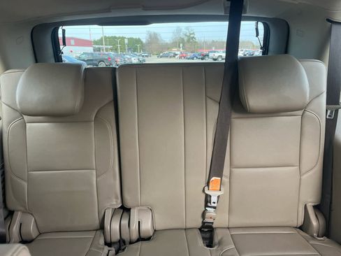 Used 2019 Chevrolet Tahoe Premier image 17