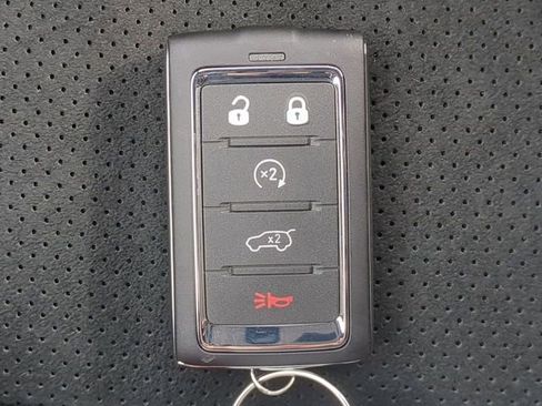 New 2026 Jeep Grand Cherokee Altitude image 37