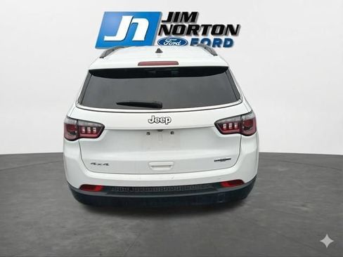 Used 2024 Jeep Compass Latitude AWD/4WD image 8
