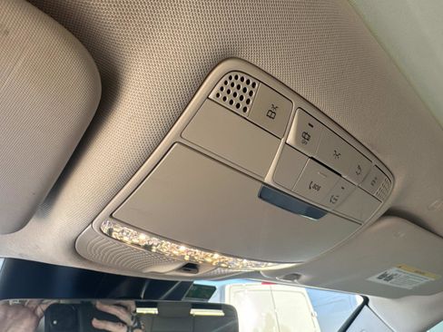 Certified 2022 Mercedes-Benz GLC 300 image 24