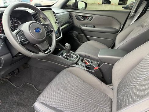 Certified 2025 Subaru Forester Premium AWD/4WD image 19