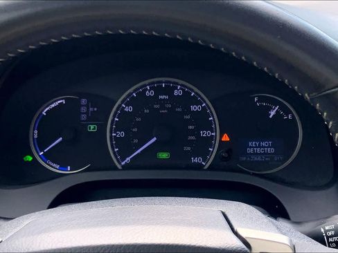 Used 2014 Lexus CT 200h FWD image 25