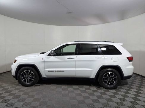 Used 2021 Jeep Grand Cherokee Trailhawk AWD/4WD image 4