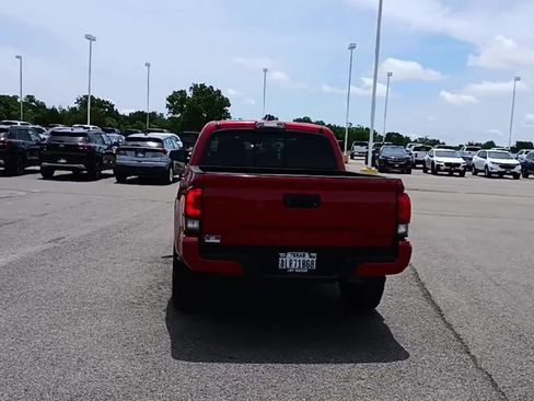 Used 2021 Toyota Tacoma SR w/ SR Convenience Package RWD image 7