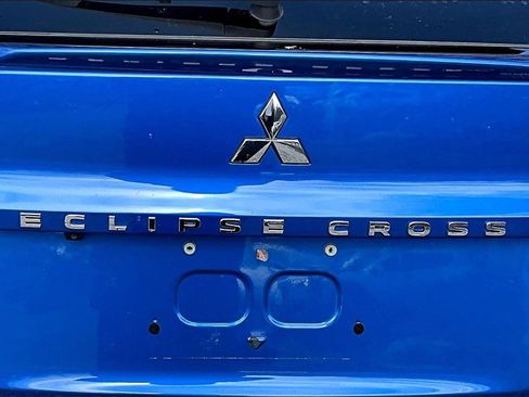 Used 2023 Mitsubishi Eclipse Cross SE image 8