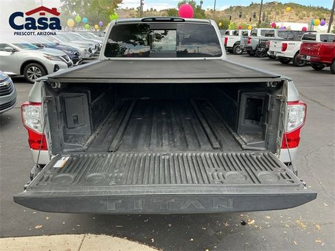 Used 2019 Nissan Titan PRO-4X w/ Pro-4x Convenience Package image 15