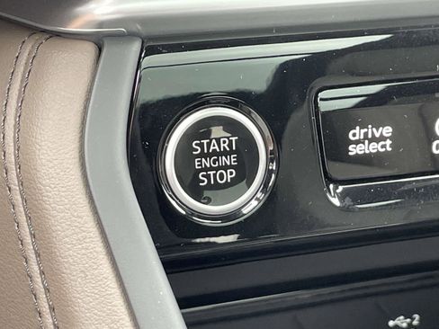 New 2025 Audi Q5 Premium Plus image 31