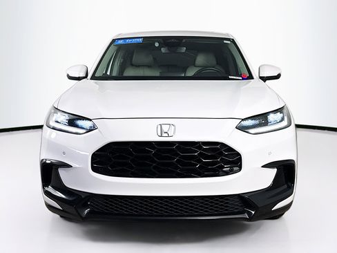 Certified 2023 Honda HR-V EX-L image 3