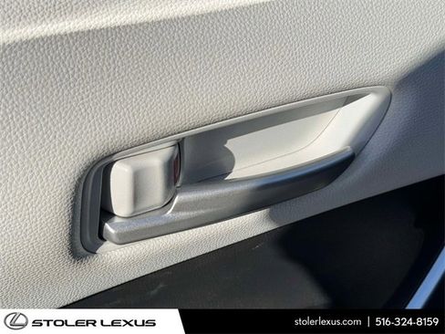 Used 2021 Toyota Corolla SE image 18