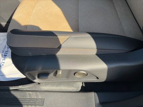 New 2026 Chevrolet Equinox ACTIV w/ Safety and Technology Package image 18